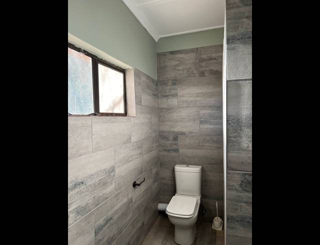 8 BEDROOM HOUSE FOR SALE IN DIBENG
